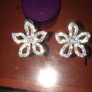 Baublebar floral sparkle oversized studs